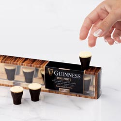 Choklad som ser ut som Guinness öl